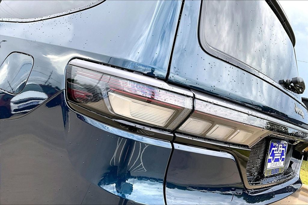 2026 Jeep Grand Wagoneer GRAND WAGONEER UPLAND 4X4