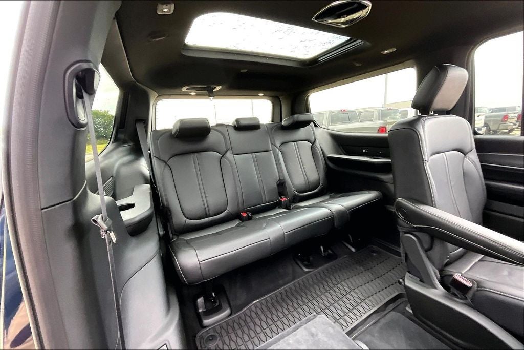 2026 Jeep Grand Wagoneer GRAND WAGONEER UPLAND 4X4