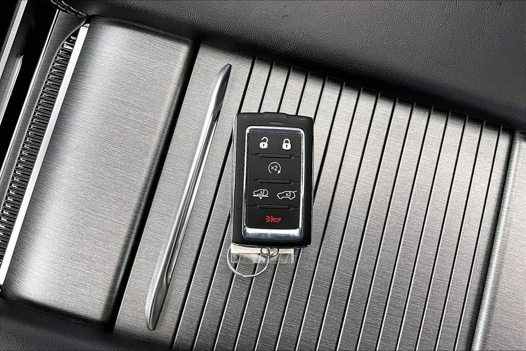 2026 Jeep Grand Wagoneer GRAND WAGONEER UPLAND 4X4