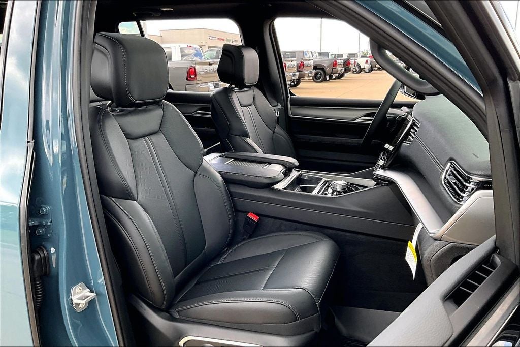2026 Jeep Grand Wagoneer GRAND WAGONEER UPLAND 4X4