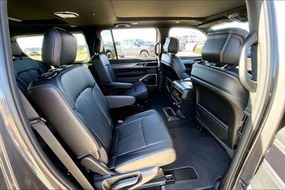 2026 Jeep Grand Wagoneer GRAND WAGONEER UPLAND 4X4