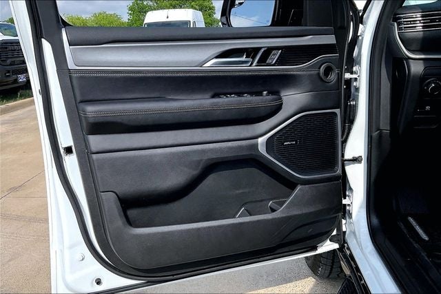 2026 Jeep Grand Wagoneer GRAND WAGONEER UPLAND 4X4