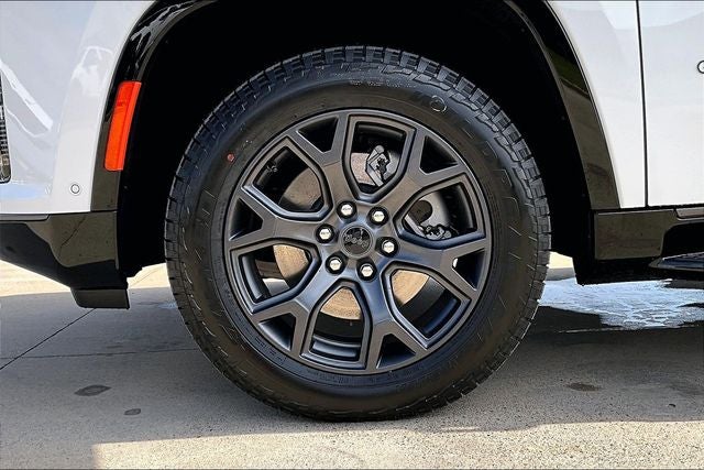 2026 Jeep Grand Wagoneer GRAND WAGONEER UPLAND 4X4