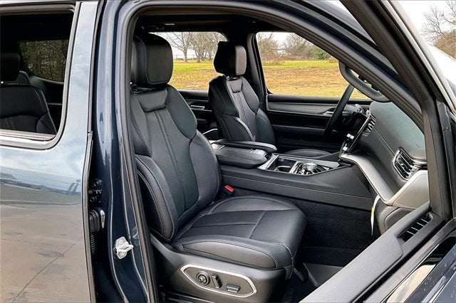 2025 Jeep Wagoneer WAGONEER OVERLAND 4X4