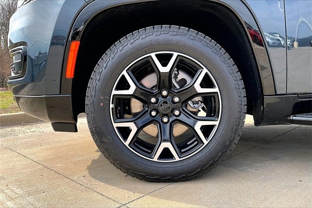 2025 Jeep Wagoneer WAGONEER OVERLAND 4X4