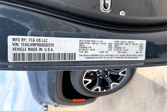 2025 Jeep Wagoneer WAGONEER OVERLAND 4X4