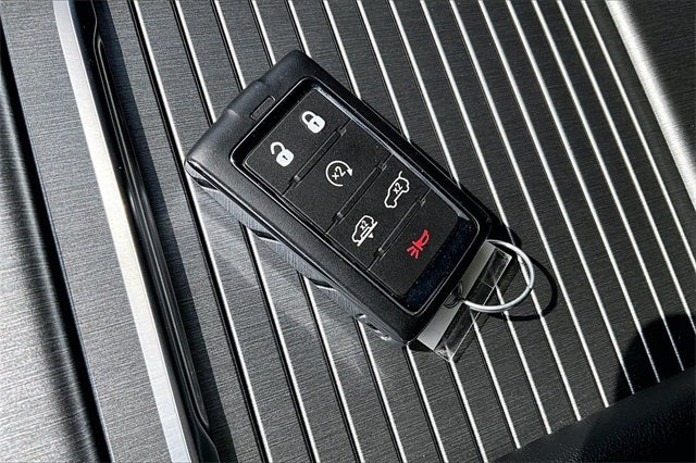 2025 Jeep Wagoneer WAGONEER OVERLAND 4X4