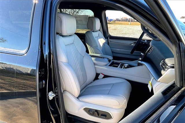 2025 Jeep Wagoneer WAGONEER LIMITED 4X4