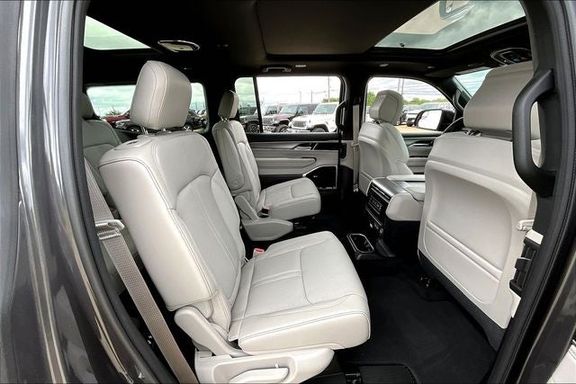 2026 Jeep Grand Wagoneer GRAND WAGONEER LIMITED ALTITUDE 4X4