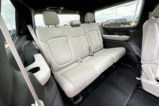 2026 Jeep Grand Wagoneer GRAND WAGONEER LIMITED ALTITUDE 4X4