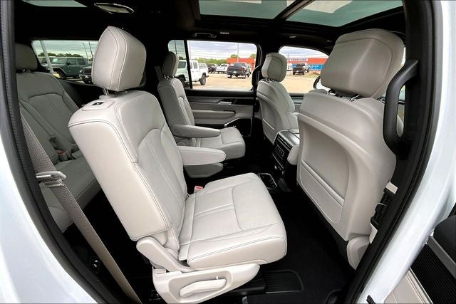 2026 Jeep Grand Wagoneer GRAND WAGONEER LIMITED ALTITUDE 4X4