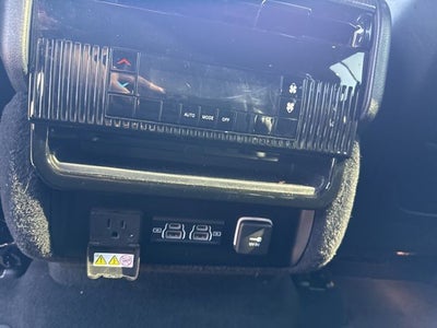 2022 Jeep Wagoneer Series II 4x4