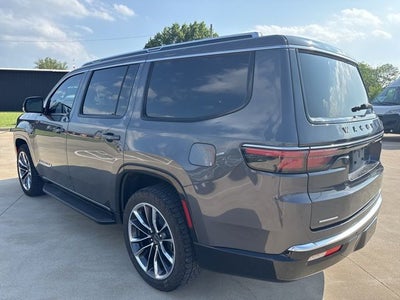 2022 Jeep Wagoneer Series II 4x4