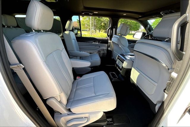 2026 Jeep Grand Wagoneer GRAND WAGONEER SUMMIT OBSIDIAN 4X4