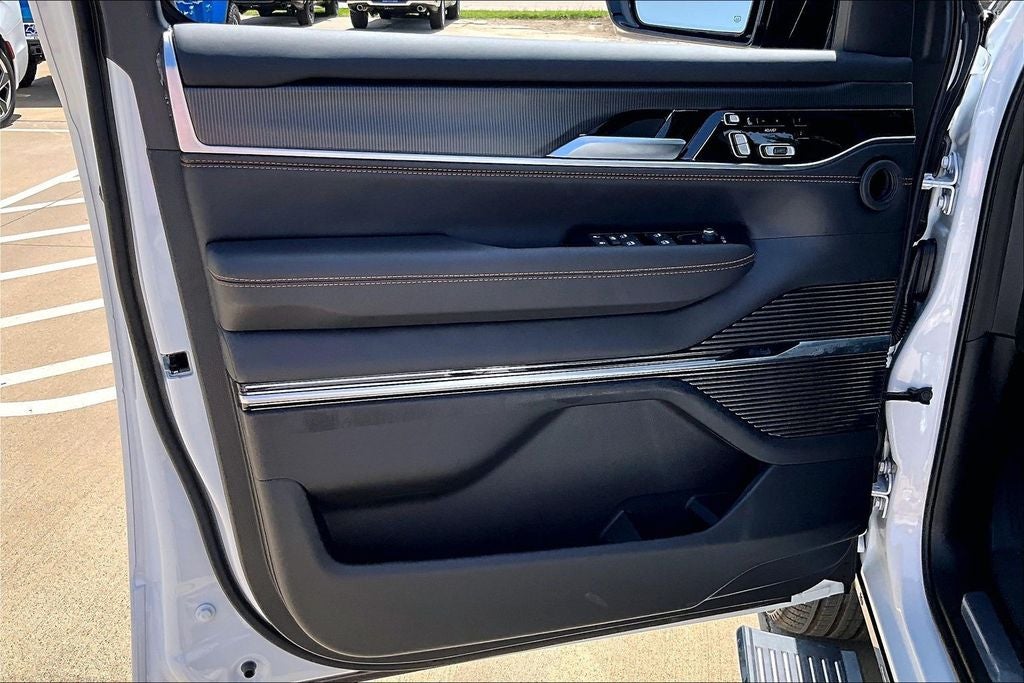 2026 Jeep Grand Wagoneer GRAND WAGONEER SUMMIT RESERVE 4X4
