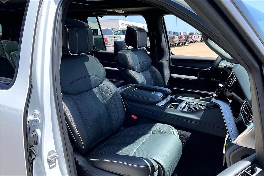 2026 Jeep Grand Wagoneer GRAND WAGONEER SUMMIT RESERVE 4X4