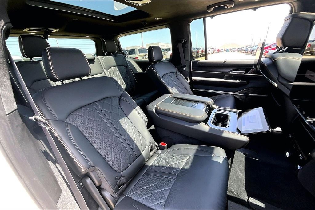 2026 Jeep Grand Wagoneer GRAND WAGONEER SUMMIT RESERVE 4X4