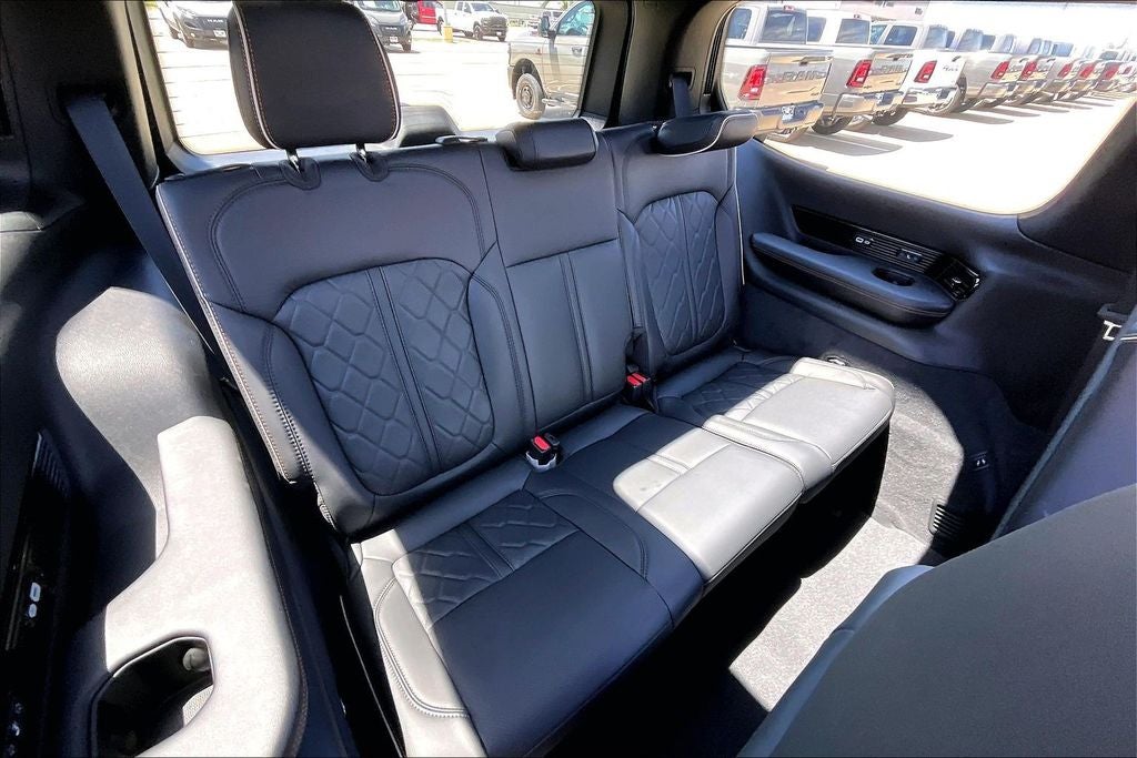 2026 Jeep Grand Wagoneer GRAND WAGONEER SUMMIT RESERVE 4X4