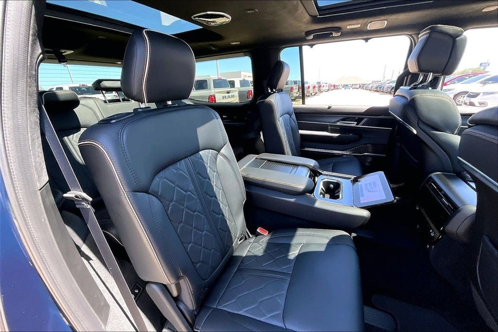 2026 Jeep Grand Wagoneer GRAND WAGONEER SUMMIT RESERVE 4X4