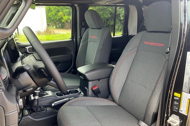 2025 Jeep Gladiator GLADIATOR RUBICON 4X4