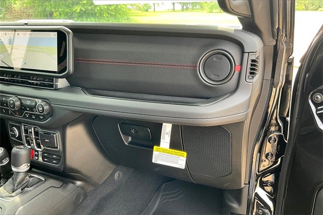 2025 Jeep Gladiator GLADIATOR RUBICON X 4X4