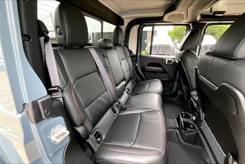 2026 Jeep Gladiator GLADIATOR SHADOW OPS 4X4