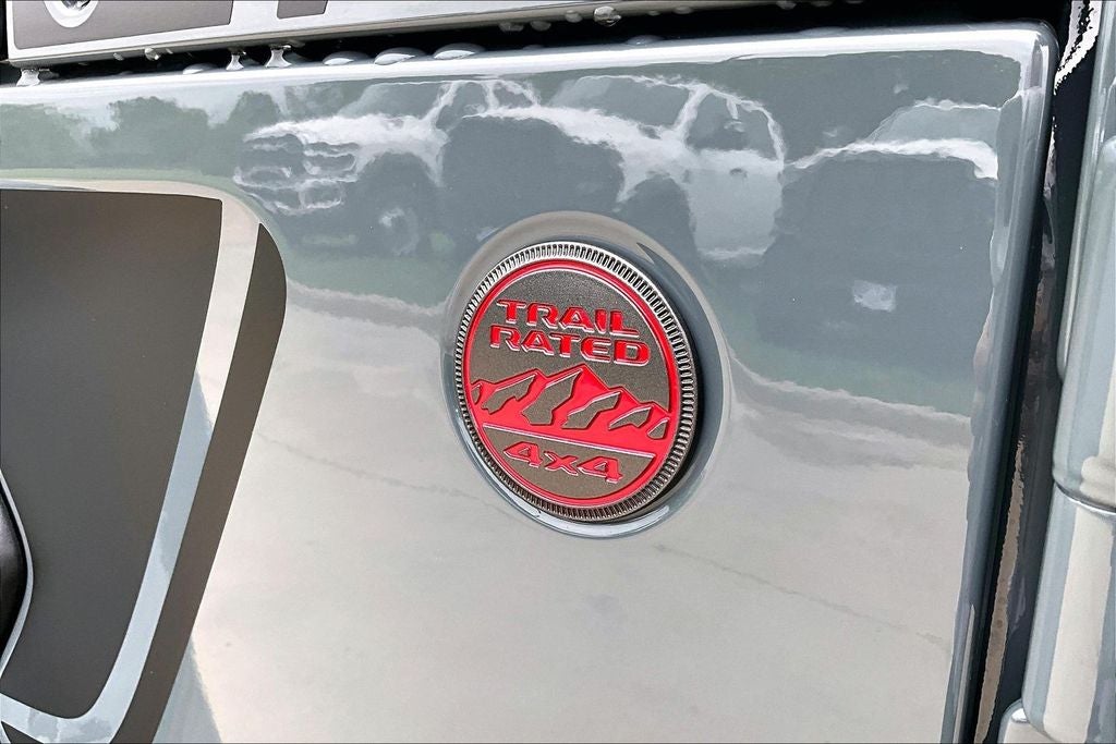 2026 Jeep Gladiator GLADIATOR SHADOW OPS 4X4