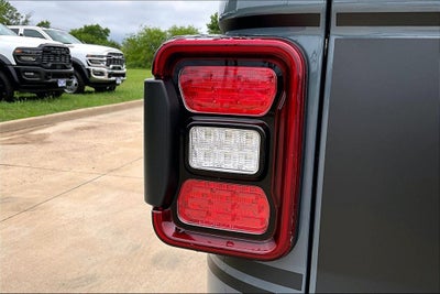 2026 Jeep Gladiator GLADIATOR SHADOW OPS 4X4
