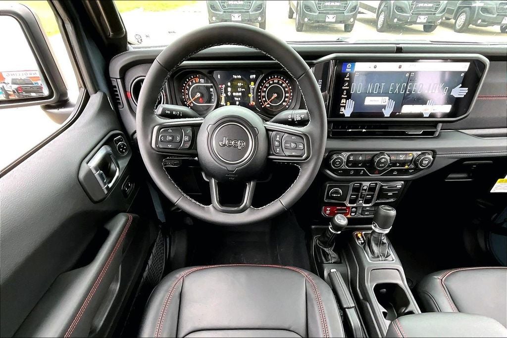 2026 Jeep Gladiator GLADIATOR SHADOW OPS 4X4