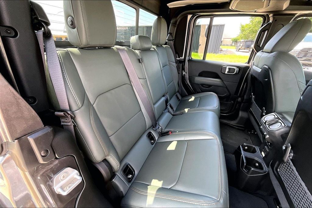 2026 Jeep Gladiator GLADIATOR MOJAVE X 4X4