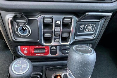 2026 Jeep Gladiator GLADIATOR MOJAVE X 4X4