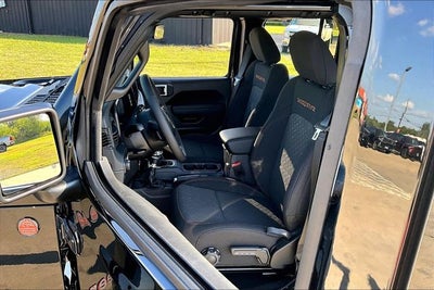 2026 Jeep Gladiator GLADIATOR MOJAVE 4X4