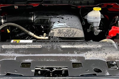 2024 RAM 1500 Classic Warlock Crew Cab 4x4 5'7' Box