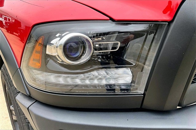 2024 RAM 1500 Classic Warlock Crew Cab 4x4 5'7' Box