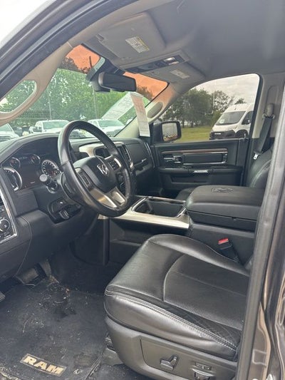 2018 RAM 1500 Laramie Crew Cab 4x4 5'7' Box