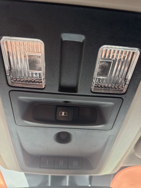 2018 RAM 1500 Laramie Crew Cab 4x4 5'7' Box