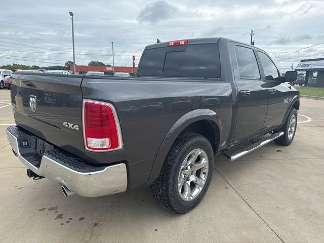 2018 RAM 1500 Laramie Crew Cab 4x4 5'7' Box
