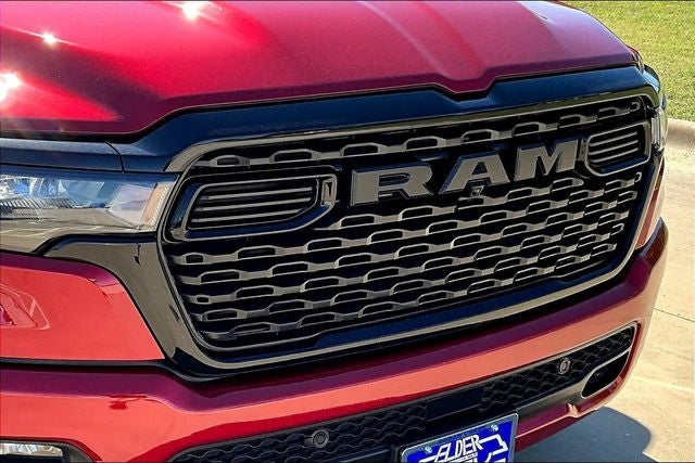 2026 RAM Ram 1500 RAM 1500 LONE STAR CREW CAB 4X2 5'7' BOX