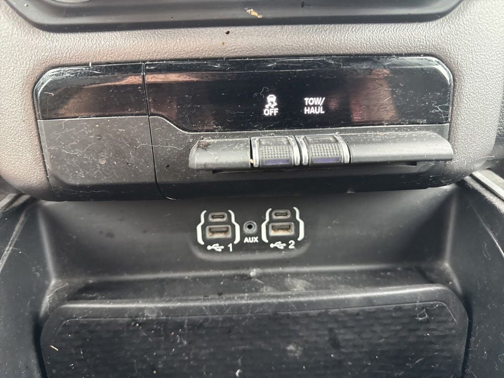 2022 RAM 1500 Lone Star Crew Cab 4x2 5'7' Box