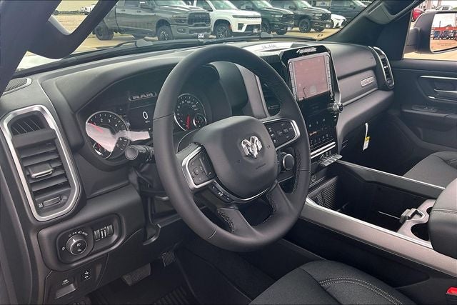 2026 RAM Ram 1500 RAM 1500 LONE STAR CREW CAB 4X2 5'7' BOX