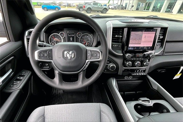 2026 RAM Ram 1500 RAM 1500 LONE STAR CREW CAB 4X2 5'7' BOX