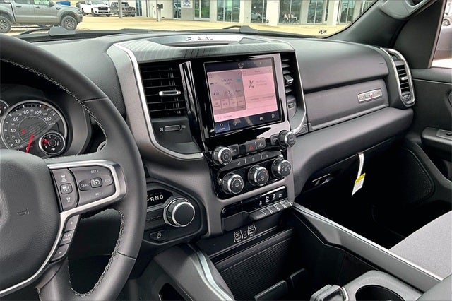 2026 RAM Ram 1500 RAM 1500 LONE STAR CREW CAB 4X2 5'7' BOX