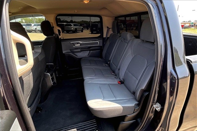 2020 RAM 1500 Big Horn Crew Cab 4x2 5'7' Box