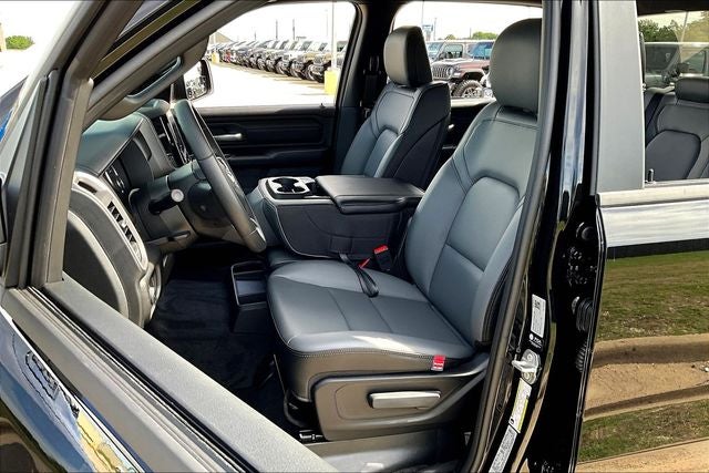 2026 RAM Ram 1500 RAM 1500 TRADESMAN CREW CAB 4X2 5'7' BOX