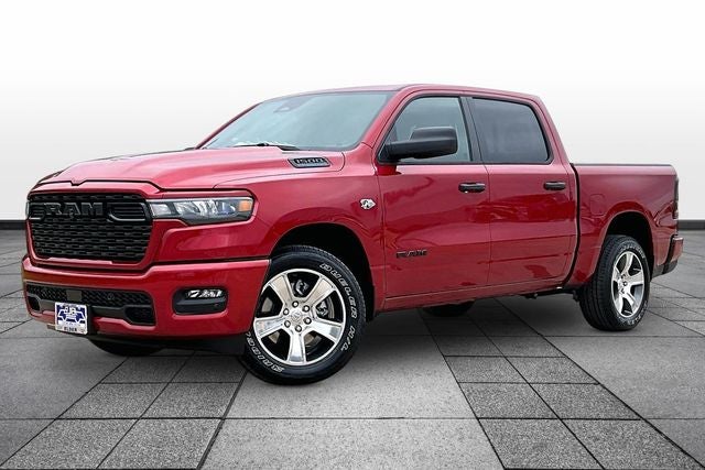 2026 RAM Ram 1500 RAM 1500 EXPRESS CREW CAB 4X2 5'7' BOX