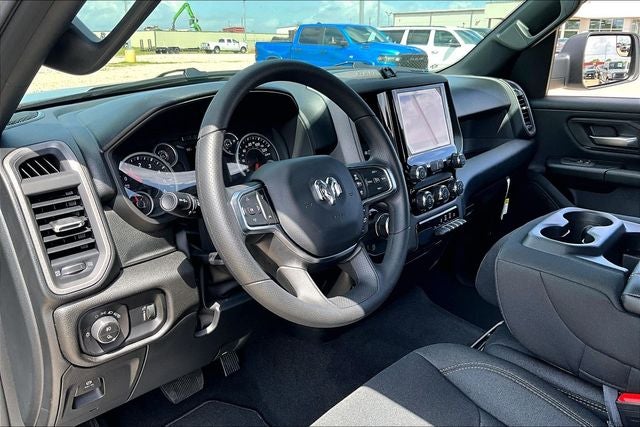 2026 RAM Ram 1500 RAM 1500 EXPRESS CREW CAB 4X2 5'7' BOX