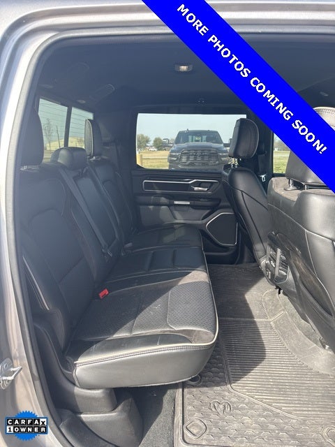 2022 RAM 1500 Laramie Crew Cab 4x2 5'7' Box