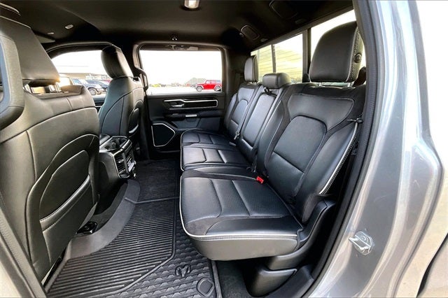 2022 RAM 1500 Laramie Crew Cab 4x2 5'7' Box