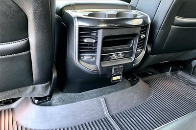 2022 RAM 1500 Laramie Crew Cab 4x2 5'7' Box