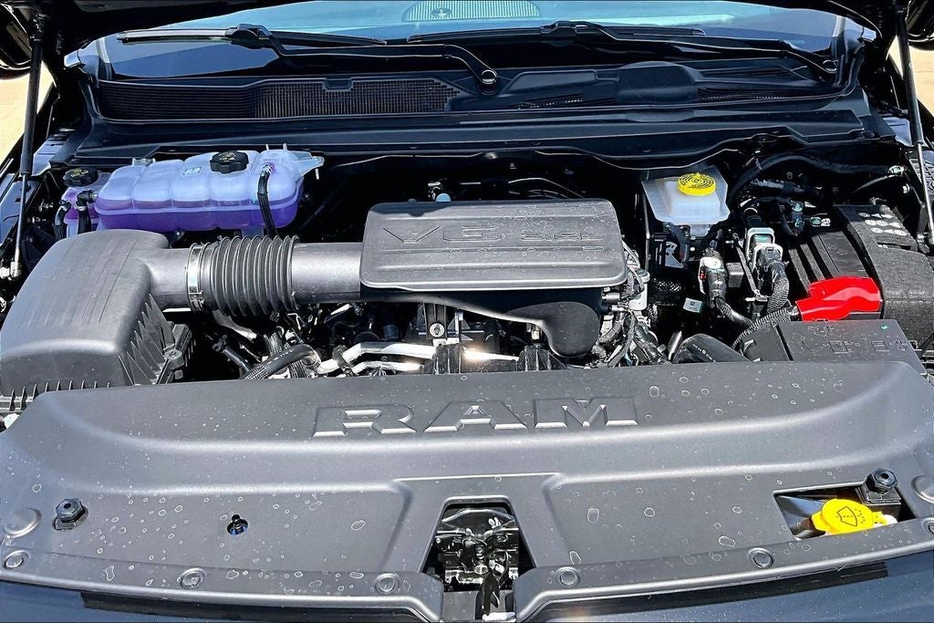 2026 RAM Ram 1500 RAM 1500 EXPRESS QUAD CAB 4X4 6'4' BOX